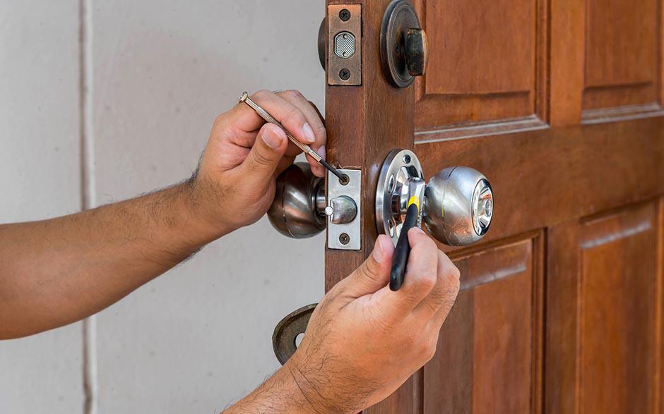 changement de serrure porte blindée prix Le Pecq